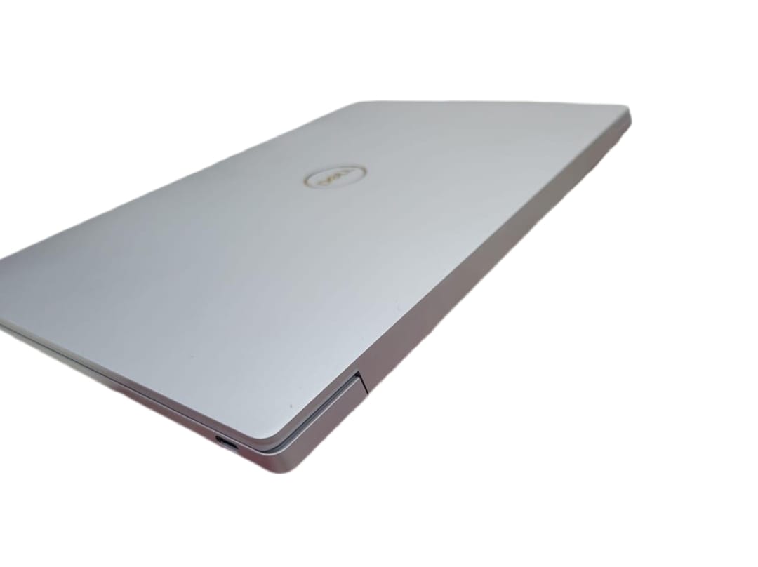 Dell XPS 13 - Image 2